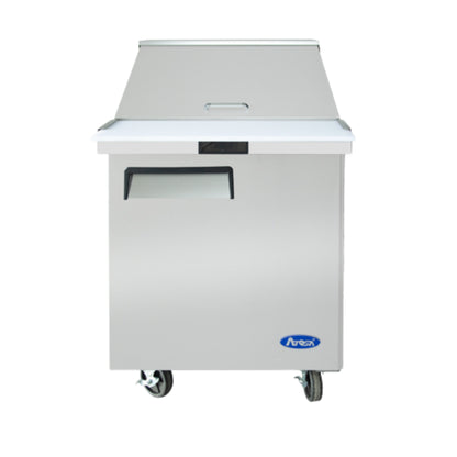 MSF8305GR — Mesa refrigerada para preparar sándwiches Mega Top de 27″ Características estándar Exterior e interior de acero inoxidable Compresor de montaje trasero con refrigerante R290 ecológico Diseño de flujo de aire concentrado para una distribución uniforme del flujo de aire alrededor de las bandejas. Diseño de flujo de aire del gabinete inigualable. Controlador electrónico de temperatura Revestimiento de sartén de acero inoxidable extraíble Mantiene temperaturas entre 35°F – 38°F Barras divisorias de