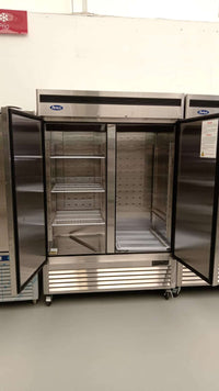 CONGELADOR ACERO INOX 2 PUERTAS SÓLIDAS ATOSA MBF8503GR