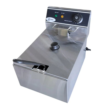 Freidora profesional MIGSA CKEF1LTS4 de 4L en acero inoxidable. Potente motor de 1,500W para cocción rápida y uniforme. Canastilla extraíble y termostato regulable. Perfecta para restaurantes o food trucks