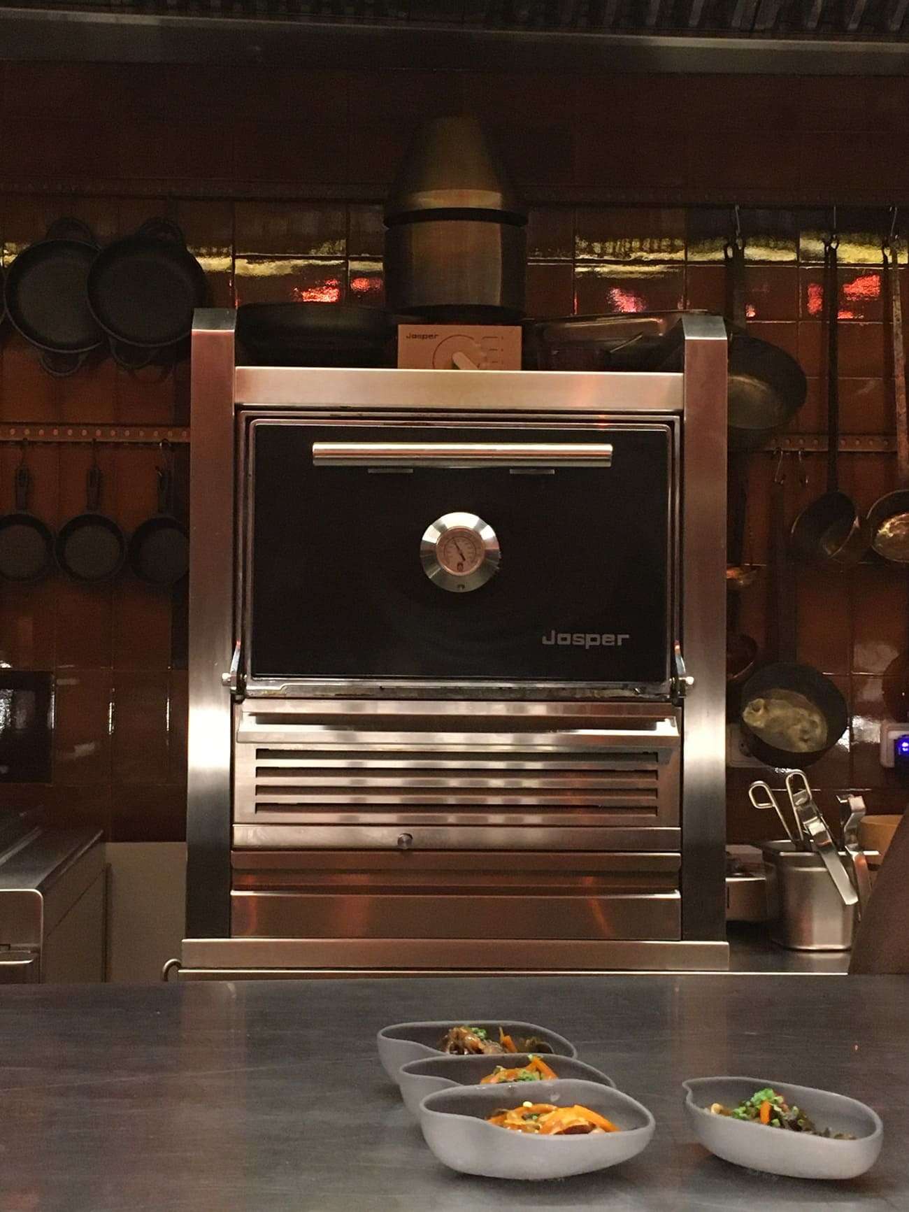 horno de brasa josper vista frontal